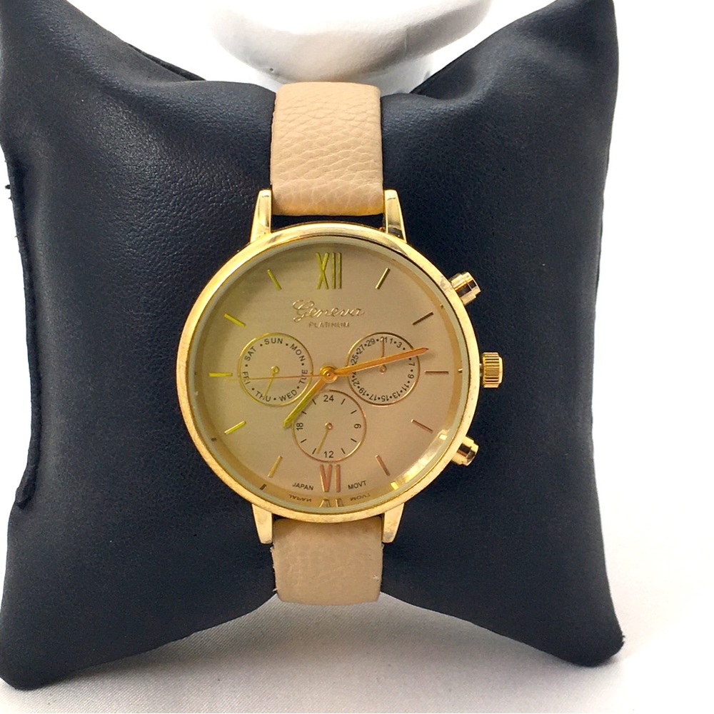 Geneva Platinum Women’s Chronograph Watch, Neutral, Working Order, New Battery
